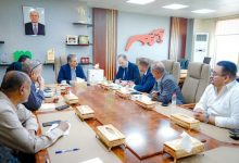 وزير الدولة محافظ عدن يناقش مع الـ (UNOPS) سير العمل في مشروع خط الخمسين