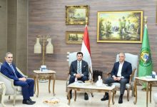 وزير الشباب والرياضة ومحافظ الإسماعيلية يلتقيان اللجنة المؤقتة لإدارة النادي الإسماعيلي