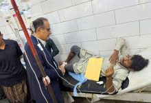 وزير الصحة يطمئن على جرحى حادثة العرقوب