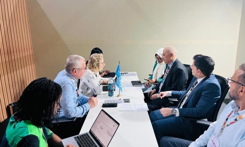 وزير المياه يبحث مع برنامج الأمم المتحدة للبيئة دعم جهود اليمن في التعافي البيئي