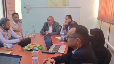 وكيل محافظة تعز يبحث مع منظمة رعاية الأطفال تدخلاتها في المحافظة