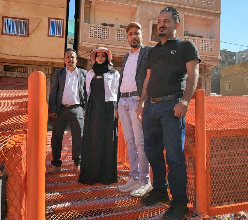 وكيلة محافظة تعز تتسلم مشروع تشبيك سائلة وادي المدام