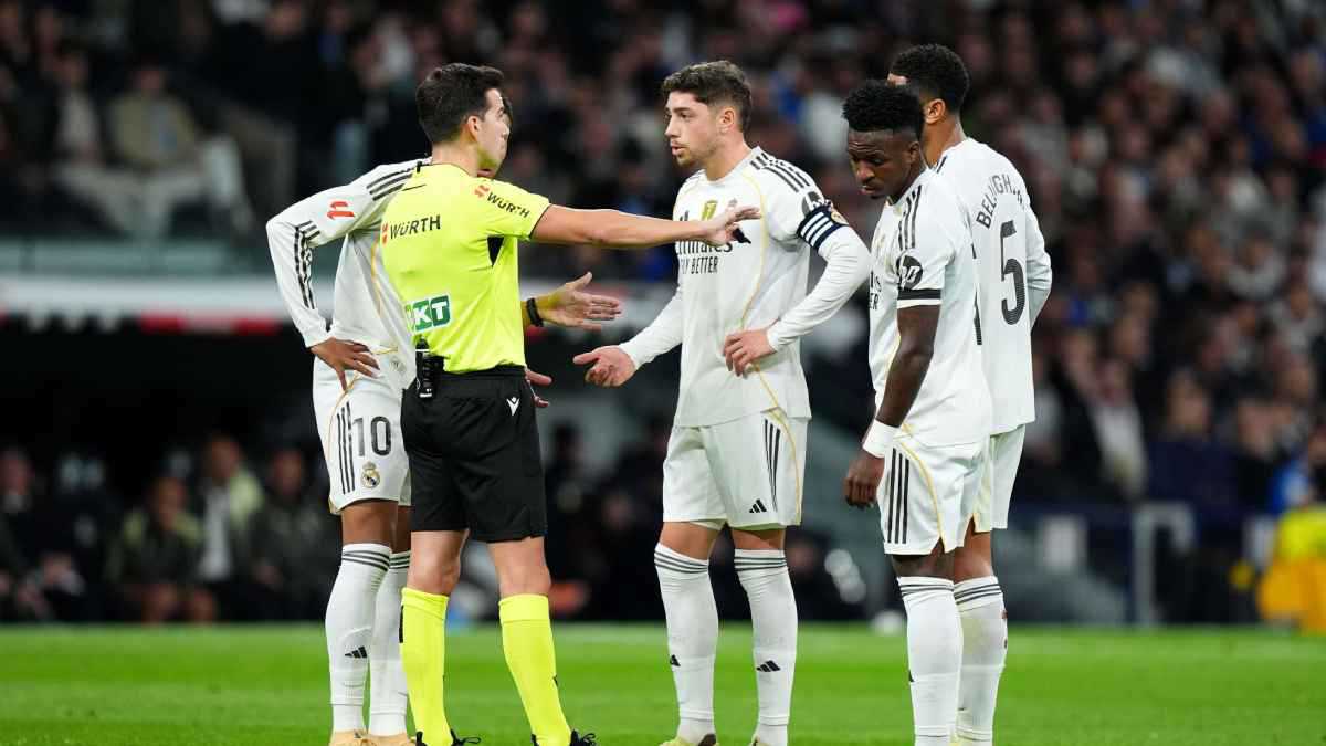 وكيل حامد حمدان يتحدث عن مفاوضات الزمالك وموقف الأهلي