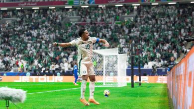 بث مباشر لمباراة البحرين والجزائر في كأس العرب