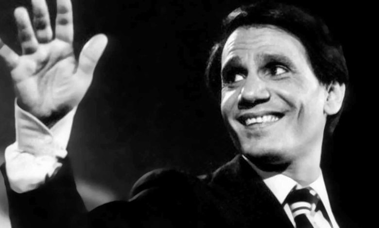 متحف اللوفر يفتح أبوابه بعد توقف الإضراب