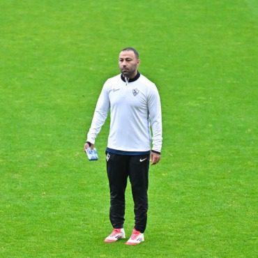 كواليس اعتذار أحمد عبد الرؤوف عن تدريب الزمالك.. وهل كان يتقاضى راتب؟