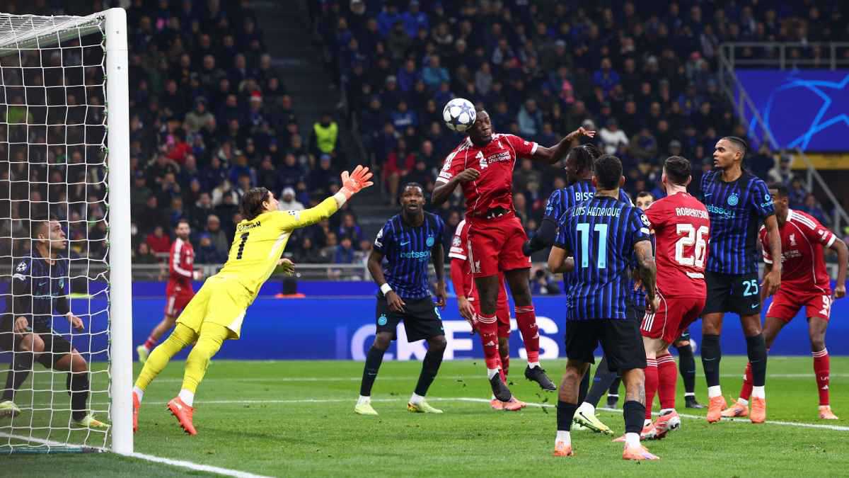 يجب أن يغادر.. جماهير ريال مدريد تشن هجومًا على نجم الفريق