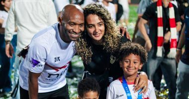 شيكابالا ينشر تفاصيل تكريمه من رابطة الزمالك فى قطر.. فيديو