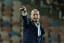 الشحات ودارى مع 7 ناشئين على دكة الأهلى أمام إنبى بكأس العاصمة