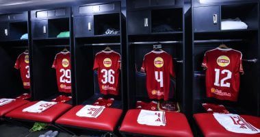 شاهد غرفة ملابس الأهلى قبل مباراة إنبى فى كأس عاصمة مصر