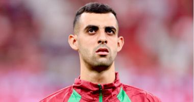 الأهلى يوقع عقود شراء يوسف بلعمرى من الرجاء المغربى خلال أيام