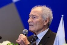 الأهلي يهنئ حسن مصطفى برئاسة الاتحاد الدولي لكرة اليد