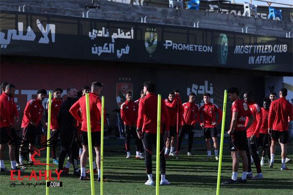 ظهور إبراهيما كاظم ووجوه شابة في قائمة الأهلي أمام إنبي