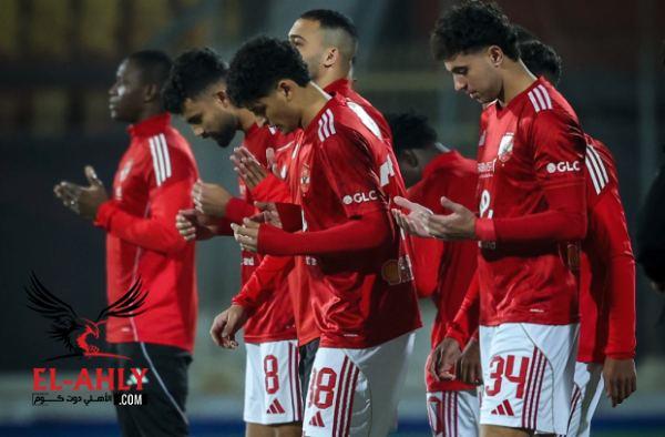 عبدالله وجراديشار وشريف على رأس تشكيل الأهلي لمواجهة سيراميكا