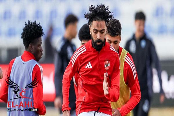 بعد سنوات من العطاء.. حسين الشحات يرتدي شارة قيادة الأهلي