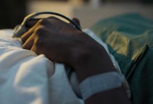 بعد شفائها من السرطان.. امرأة تفوز بجائزة اليانصيب الكبرى