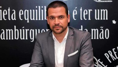 بقميص حكيمي.. كيليان مبابي يخطف الأضواء في مباراة المغرب ومالي (فيديو)