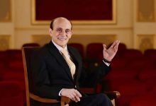 مهندس يُفصل من عمله بعد استراحات طويلة في الحمام