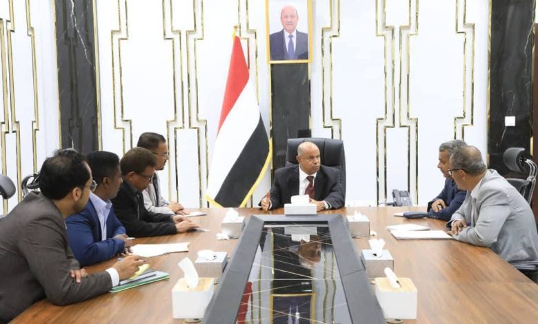 اخبار-حضرموت-|-محافظ-#حضرموت-يترأس-اجتماعًا-للسلطة-التنفيذية-ويؤكد-أهمية-الحفاظ-على-وحدة-حضرموت-وضمان-توفير-#الخدمات-الأساسية-للمواطنين