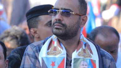 اخبار-حضرموت-|-الزبيدي-يدعو-منسوبي-المنطقة-العسكرية-الأولى-من-أبناء-حضرموت-للالتحاق-بالقوات-الجنوبية-وعودة-قوات-الشمال-لتحرير-مناطقهم