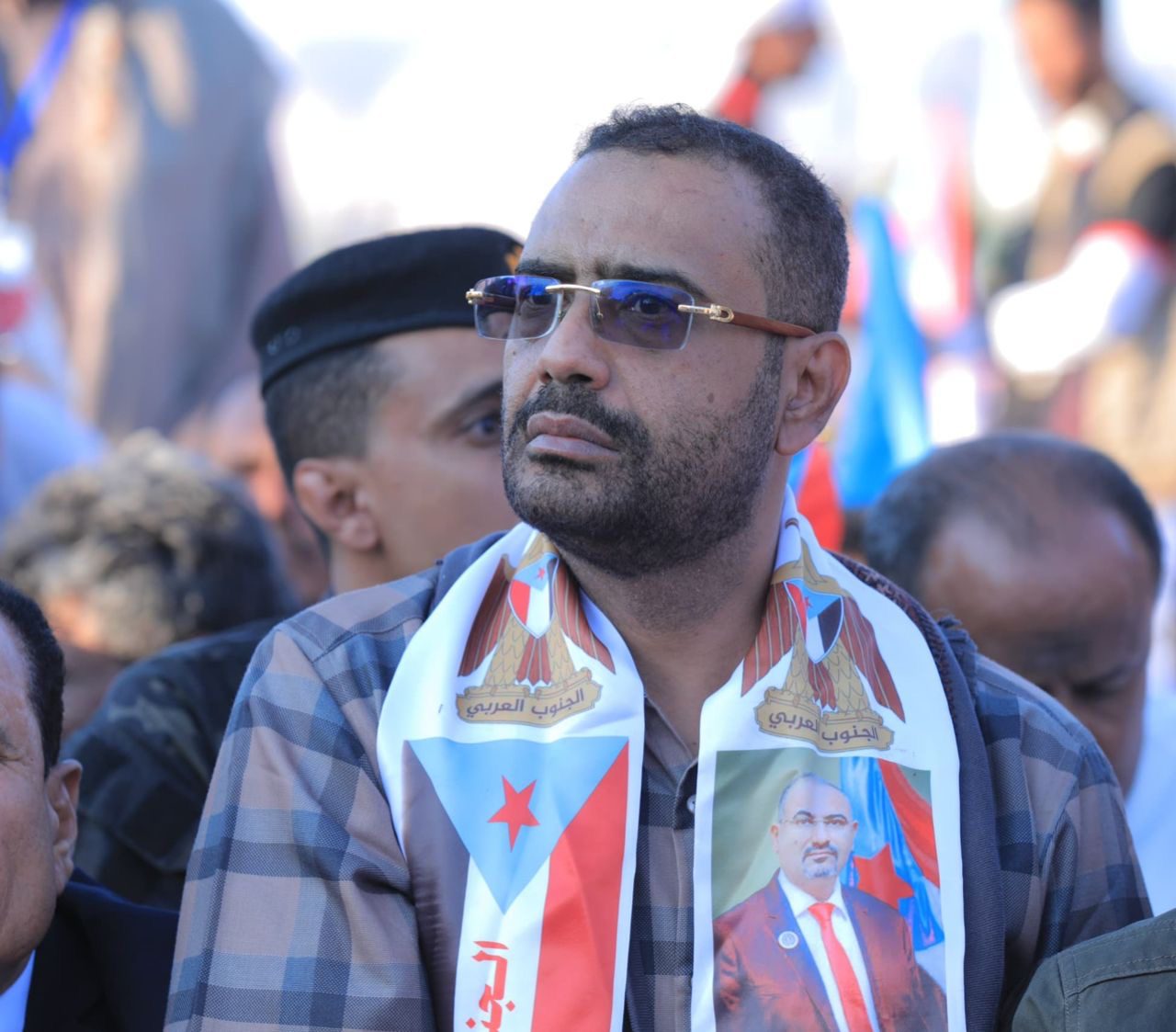 اخبار-حضرموت-|-الزبيدي-يدعو-منسوبي-المنطقة-العسكرية-الأولى-من-أبناء-حضرموت-للالتحاق-بالقوات-الجنوبية-وعودة-قوات-الشمال-لتحرير-مناطقهم