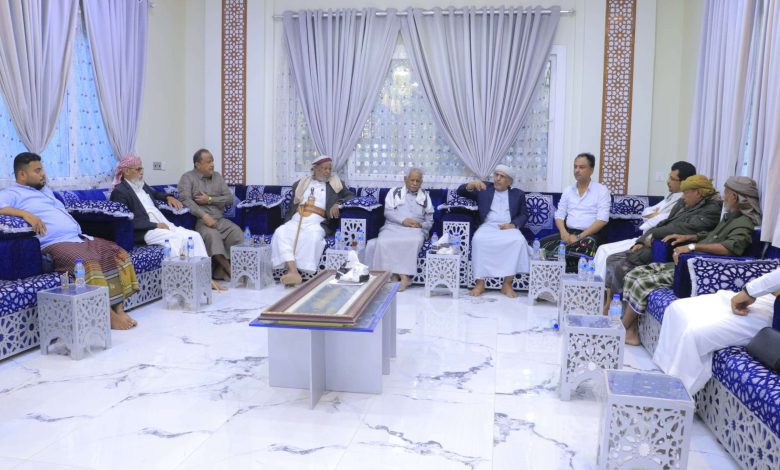 اخبار-حضرموت-|-الكثيري-وباعوم-يزوران-سكرتارية-قبائل-آل-كثير-برئاسة-الشيخ-عبدالله-صالح