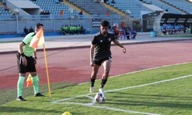 مصدر مقرب من اللاعب لـ في الجول: المصري تواصل مع مصطفى الجمل لإمكانية ضمه