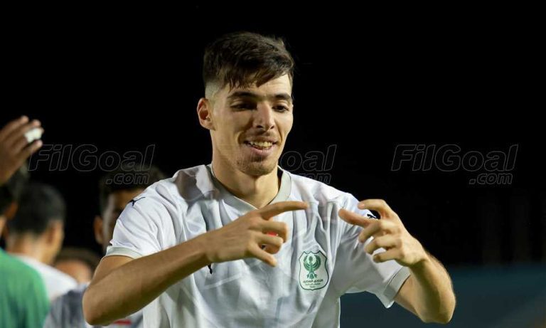 استدعاء دغموم لمنتخب الجزائر استعدادا لـ أمم إفريقيا 2025