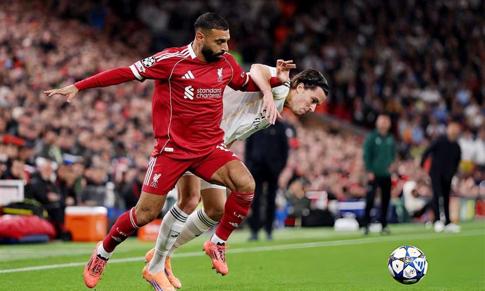 تقرير: الهلال والقادسية أبرز المهتمين بضم محمد صلاح من السعودية