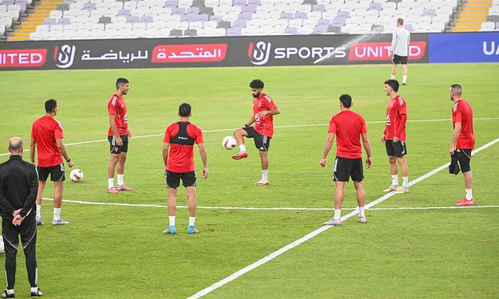 مران الأهلي – كريم فؤاد يواصل التأهيل.. ومحاضرة فنية من توروب