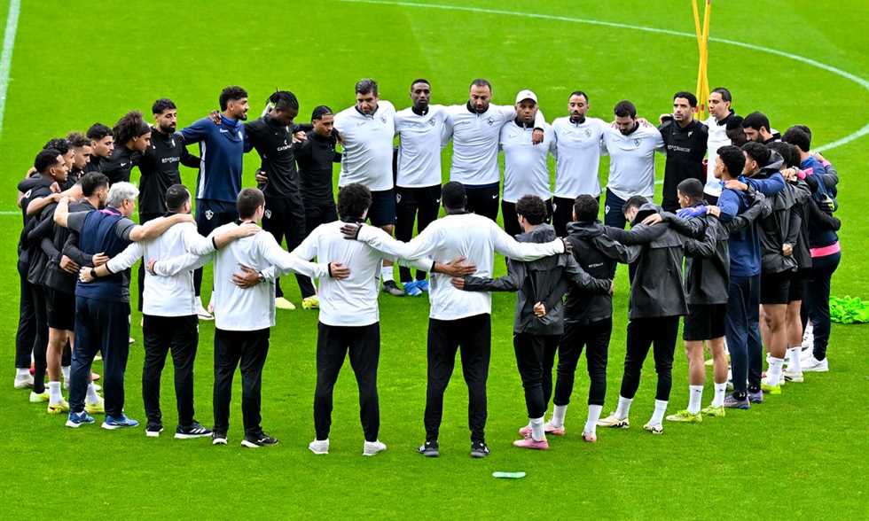 مران الزمالك - تصعيد 8 لاعبين شباب ومشاركة حمدي بعد زفافه استعدادا للكهرباء