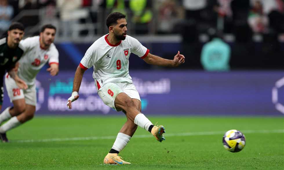 تقرير: السيلية القطري وأهلي طرابلس يتصارعان على ضم علي علوان