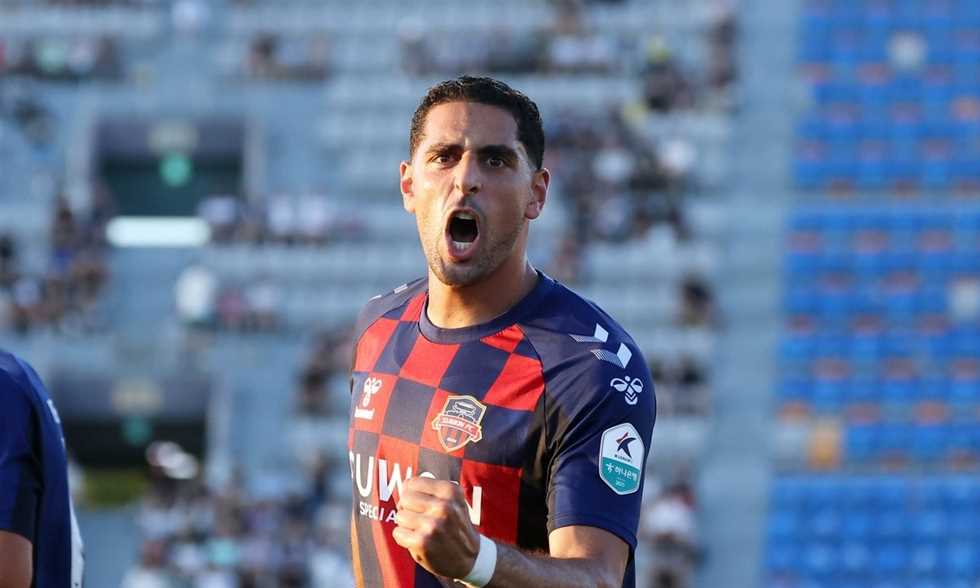 وكيله: الأهلي قدم عرضا لضم بابلو الصباغ