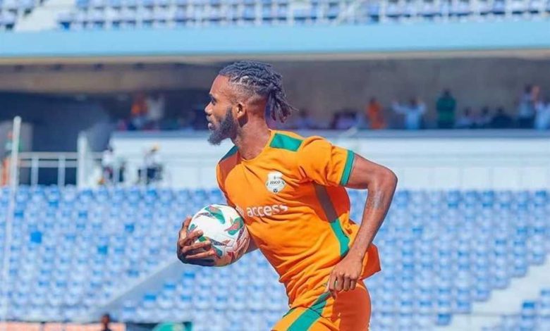 خبر في الجول - الإيفواري فريدي كوابلان يصل القاهرة لإتمام انتقاله إلى سيراميكا