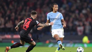 آس: برشلونة يدرس ضم أكي لدعم الدفاع