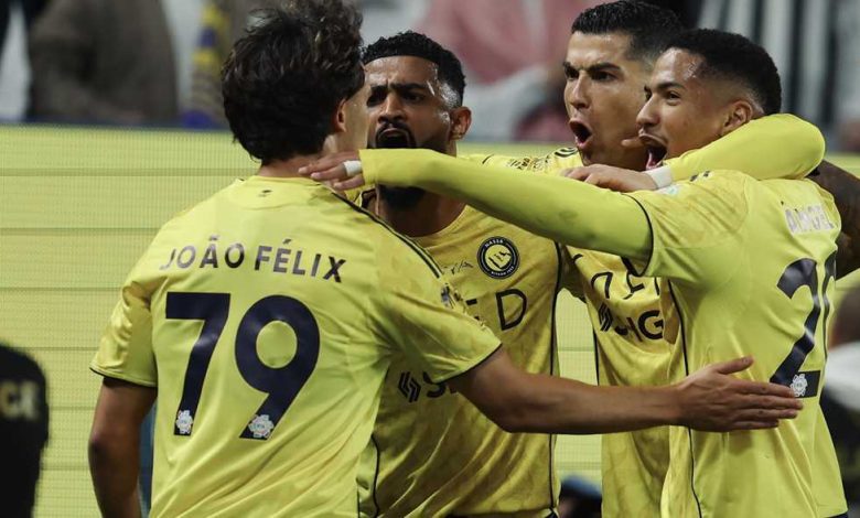 الدوري السعودي - رونالدو يقود النصر لرقم لم يحدث من قبل.. والاتحاد يفوز بالكلاسيكو على الشباب