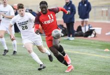 خبر في الجول - الكشف الطبي يفصل جيمي موانجا عن الانضمام لـ غزل المحلة