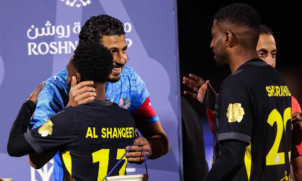 أول ظهور لحجازي أمام فريقه السابق.. اتحاد جدة يرتقي لخامس الدوري السعودي بثلاثية أمام نيوم