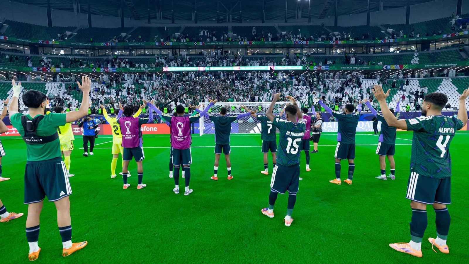 فيفا يوجّه ضربة موجعة لـ21 ناديا بالدوري الليبي