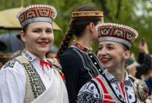 “كرة قدم في السماء”.. فيديو مذهل يحقق ملايين المشاهدات