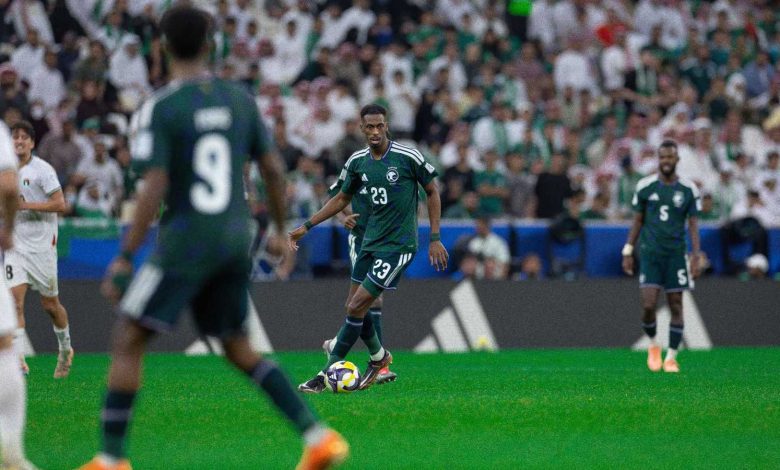 نادٍ سعودي ينقض على نجم الهلال السابق