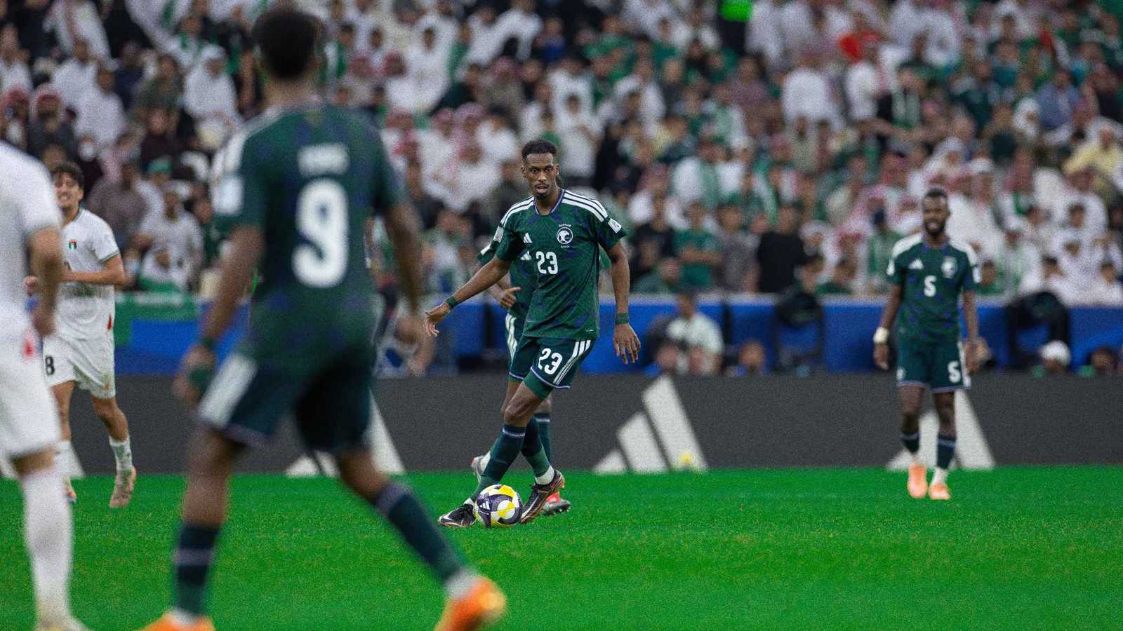 نادٍ سعودي ينقض على نجم الهلال السابق