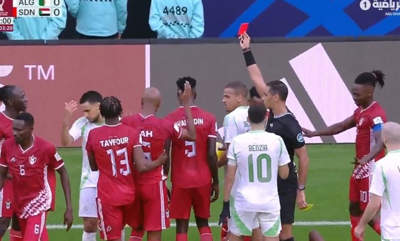 حالة طرد أخرى.. وأول تعادل سلبي في بطولة كأس العرب 2025 (فيديو)