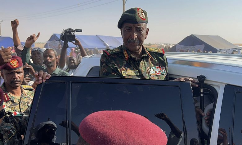 البرهان يبلغ السعودية تجميد إنشاء القواعد العسكرية على البحر الأحمر بما فيها القاعدة الروسية