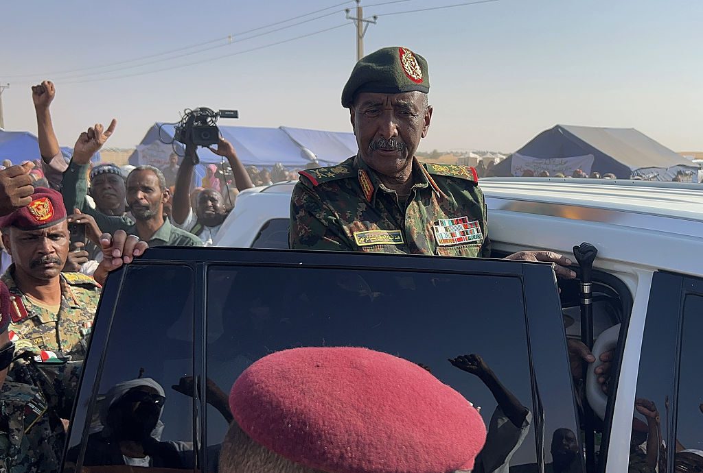 البرهان يبلغ السعودية تجميد إنشاء القواعد العسكرية على البحر الأحمر بما فيها القاعدة الروسية