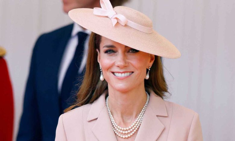 رغم هجومها السابق.. نيكي ميناج تثير الجدل بدعم ترامب (فيديو)