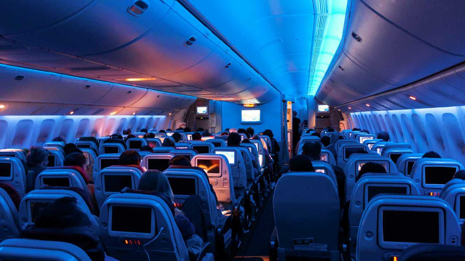 البيت الأبيض ينشر صورة ترامب وميلانيا بمناسبة عيد الميلاد