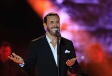 بعد 21 عاماً.. شاب مختطف يعثر على أسرته الحقيقية