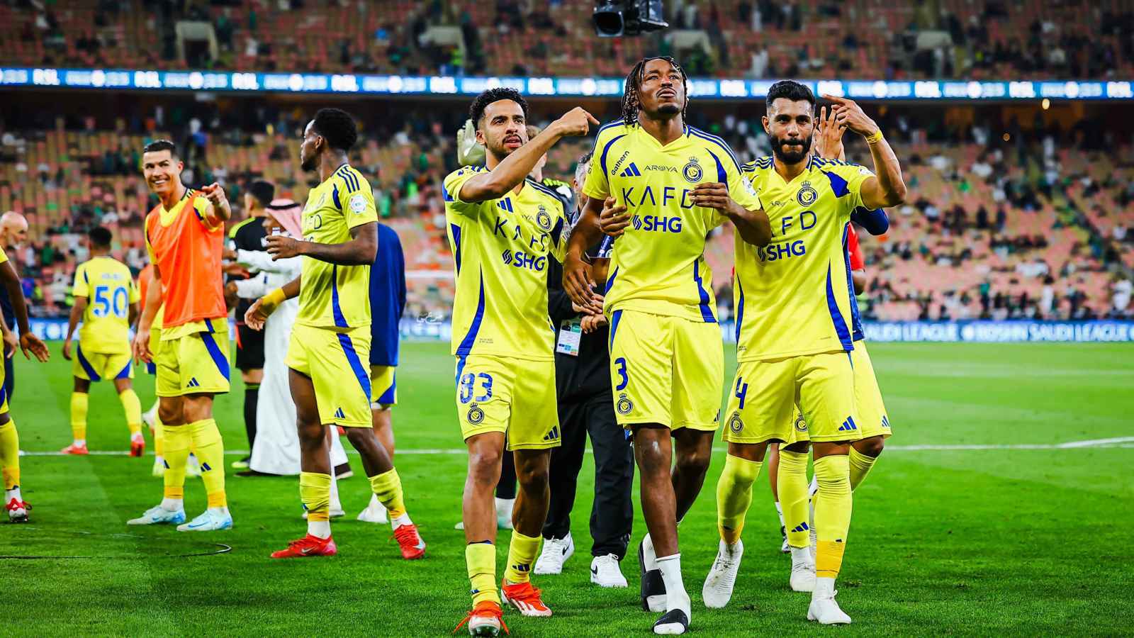 مهاجم مغربي يفجر صراعا كبيرا بين الأهلي والاتحاد السعوديين