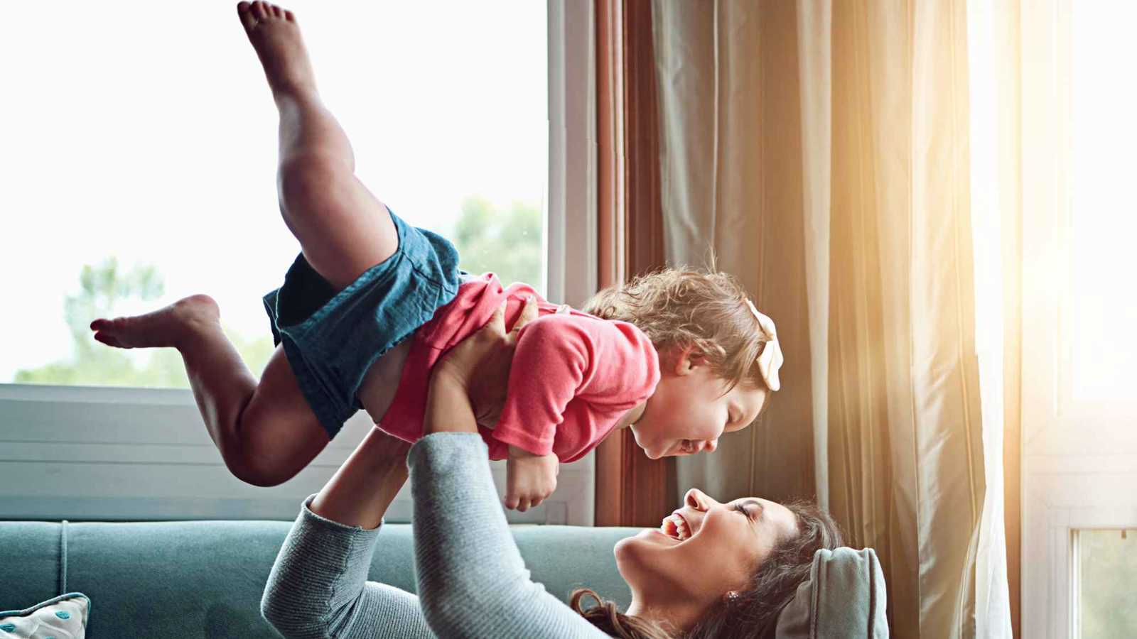 نجاح واسع لفيلم الإثارة والجريمة Jingle Bell Heist على نتفليكس